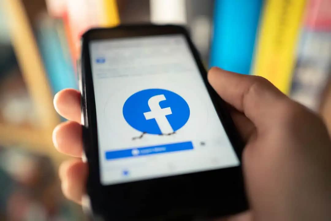 Jak usunąć osobę z Facebooka: 5 prostych kroków i skutki